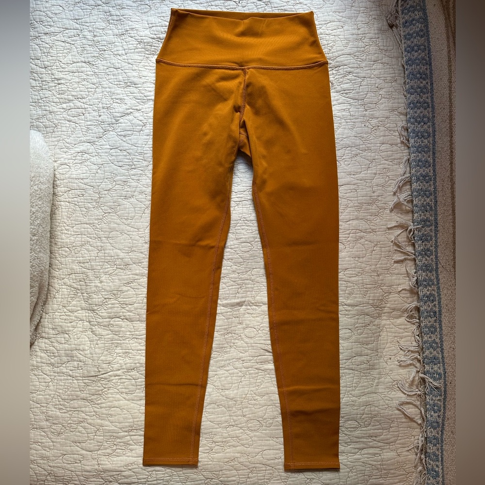Alo Yoga Golden Airbrush Leggings